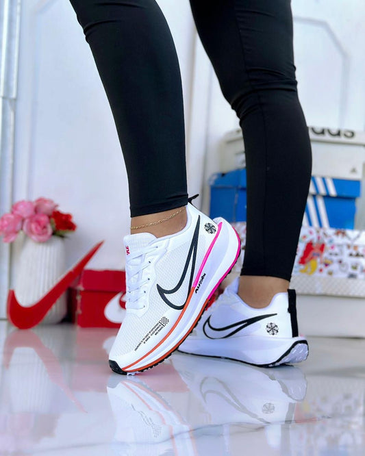 Tenis Nike Letras